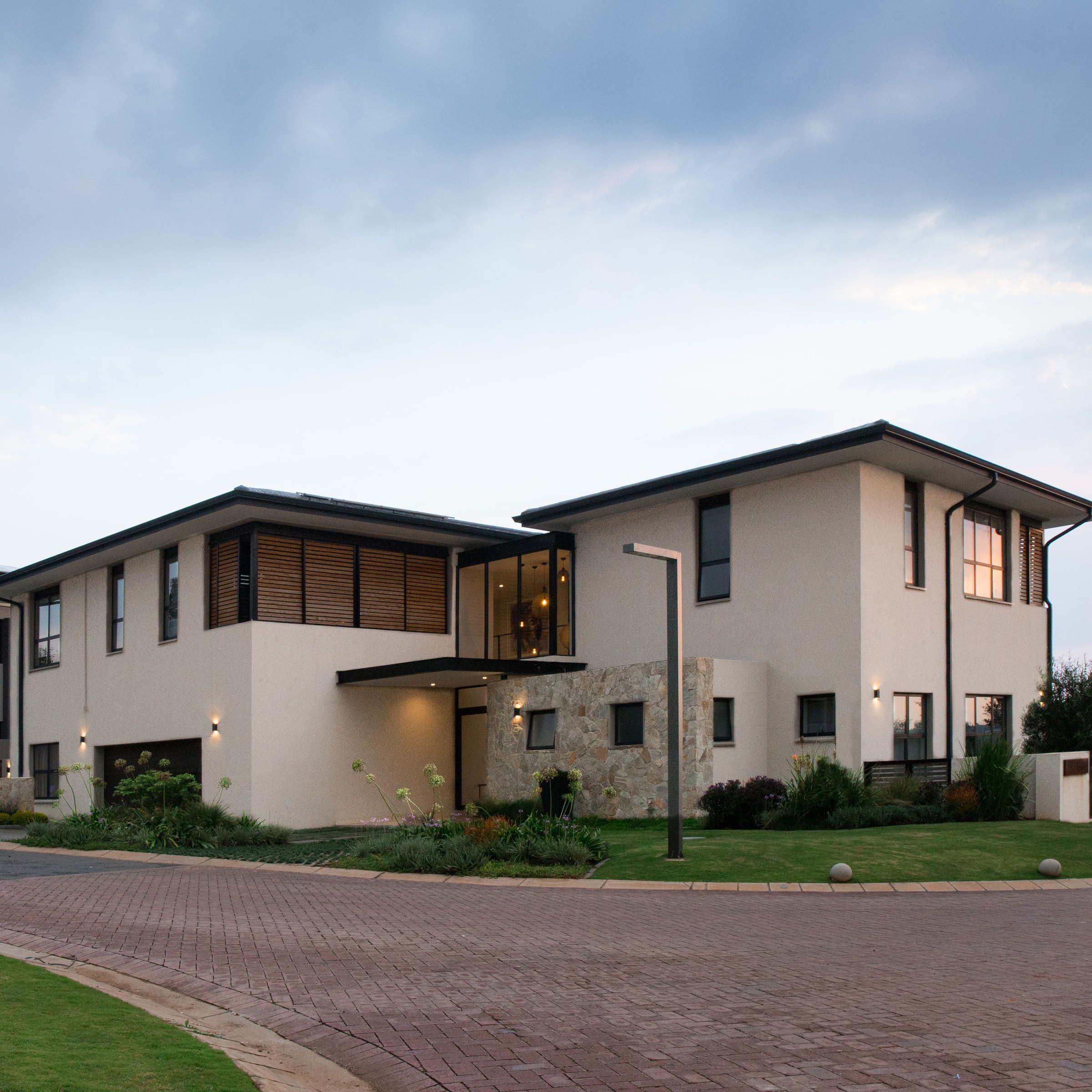 Ruele Residence