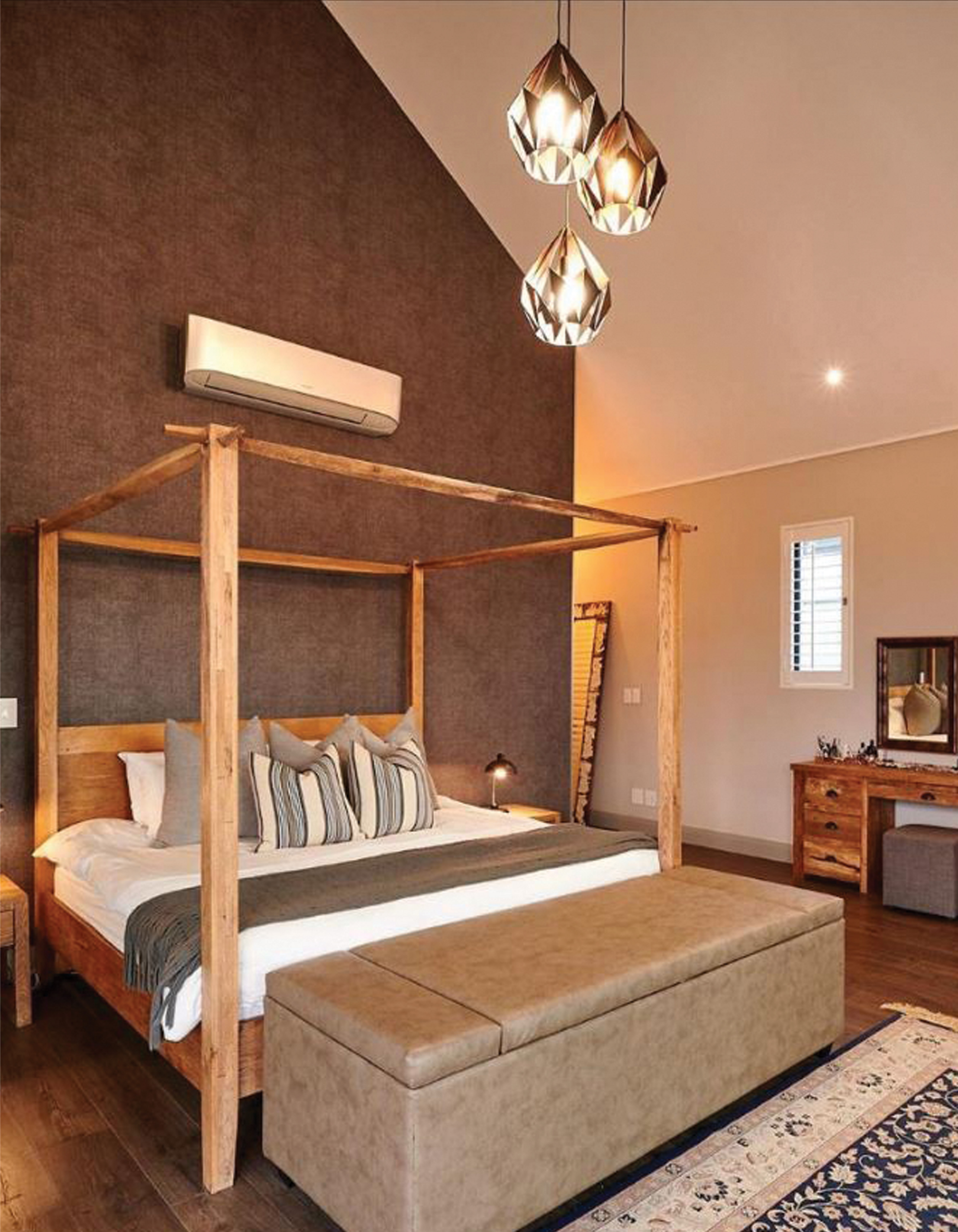 luxury-master-bedroom-vaulted-ceiling_a luxury-master-bedroom-vaulted-ceiling